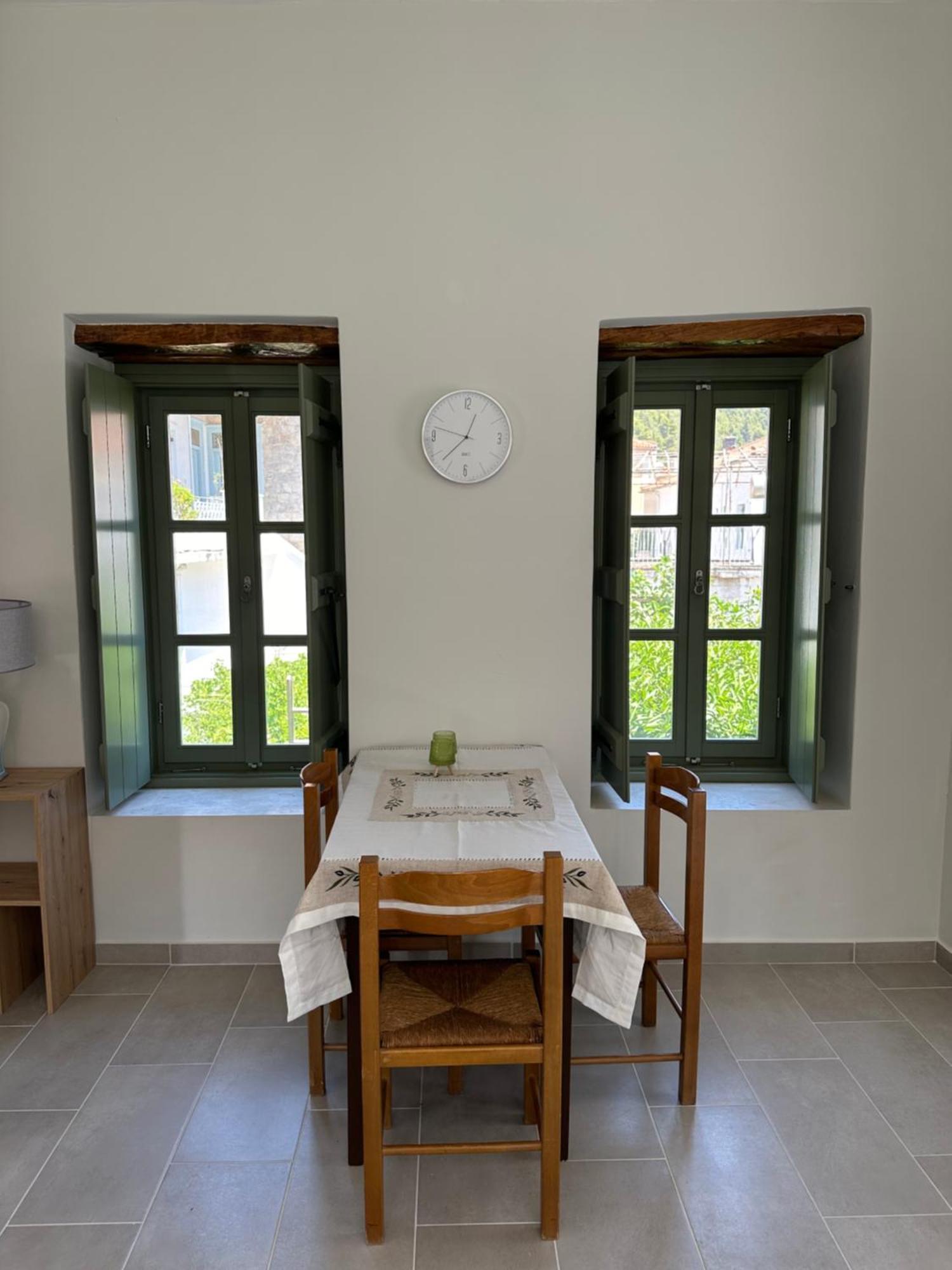فيلا Alexander House 2 ليونِذيو الغرفة الصورة